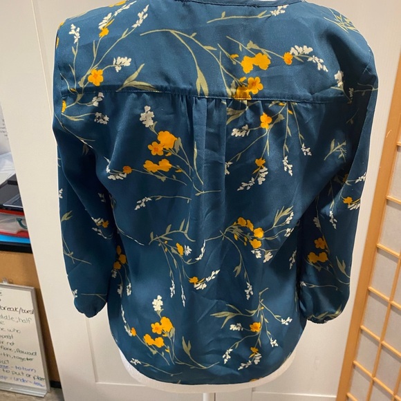 Collective Concepts Xs Petite Blouse Blue Green Floral Tie Front Top - Picture 4 of 5